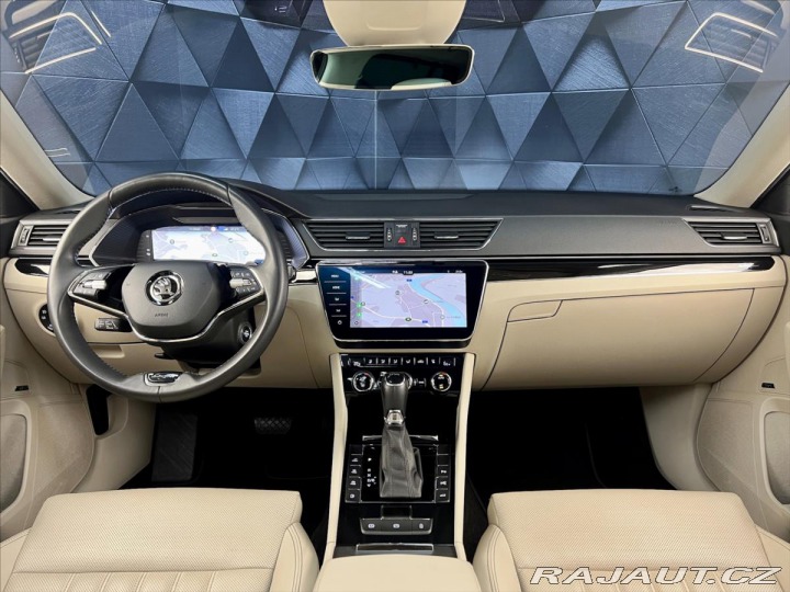 Škoda Superb 1,4 TSI 160kW iV DSG L&am 2022