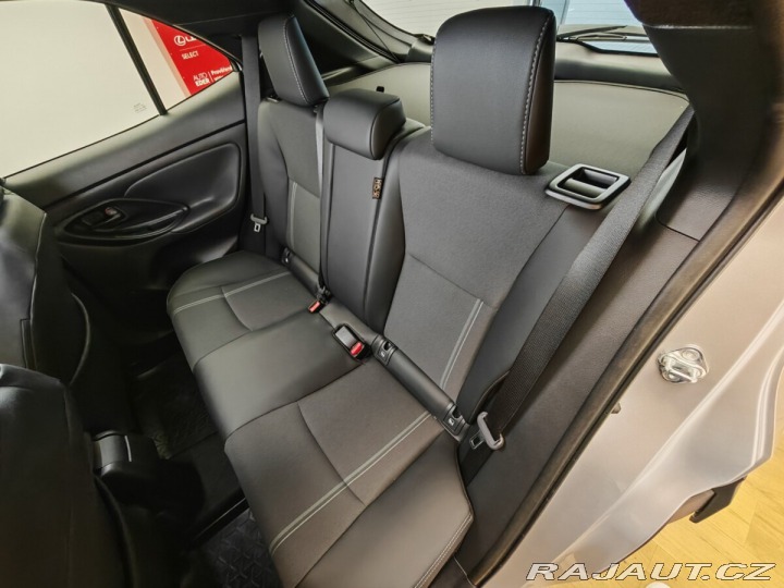 Toyota Yaris Cross 1.5 Hybrid FWD Executive 2025
