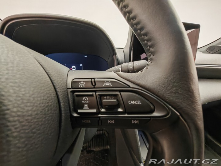 Toyota Yaris Cross 1.5 Hybrid FWD Executive 2025