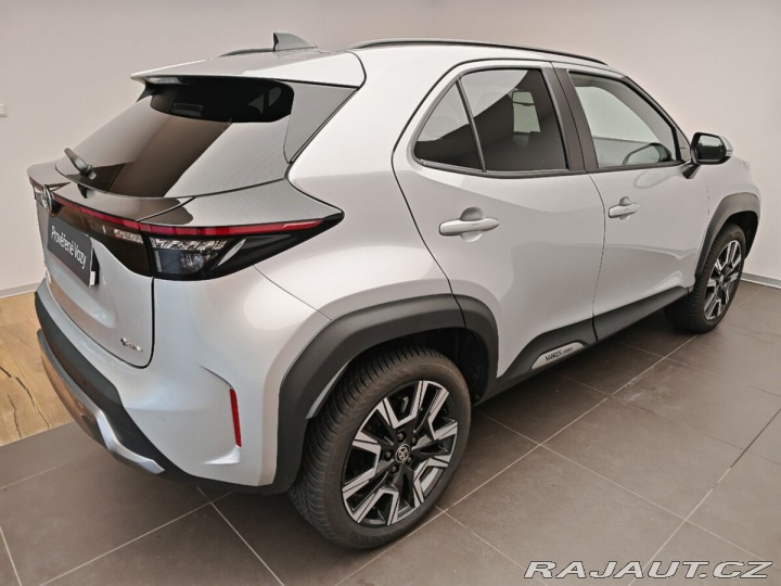 Toyota Yaris Cross 1.5 Hybrid FWD Executive 2025