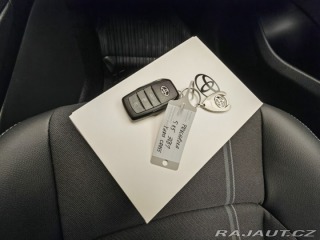 Toyota Yaris Cross 1.5 Hybrid FWD Executive 2025