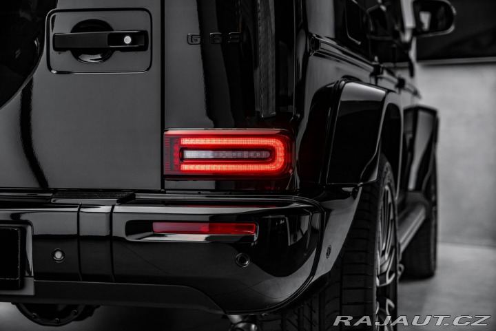 Mercedes-Benz G  2025