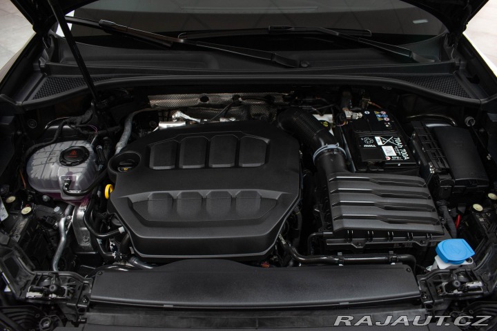 Audi Q3 40 TFSI REZERVACE 2024