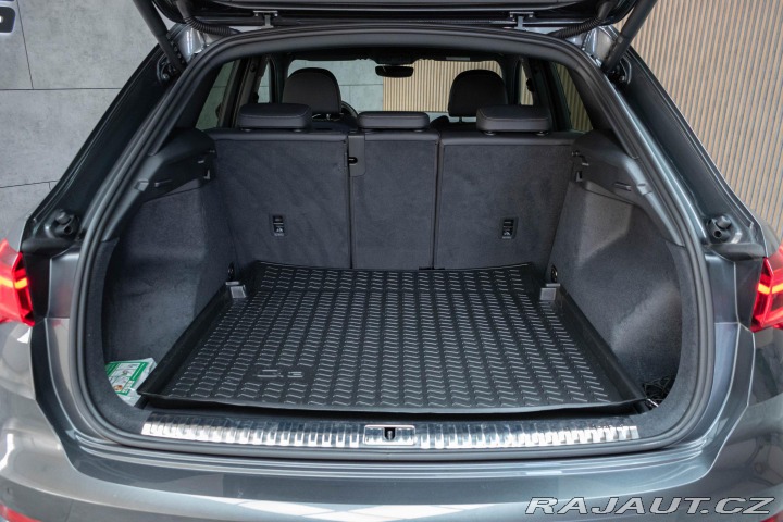 Audi Q3 40 TFSI REZERVACE 2024