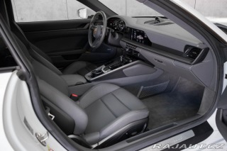 Porsche 911 992 CARRERA 4x4 2019