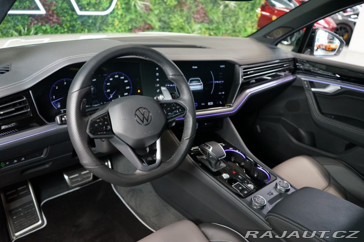 Volkswagen Touareg R-LINE*3.0 TDI*360*PANO*N 2024