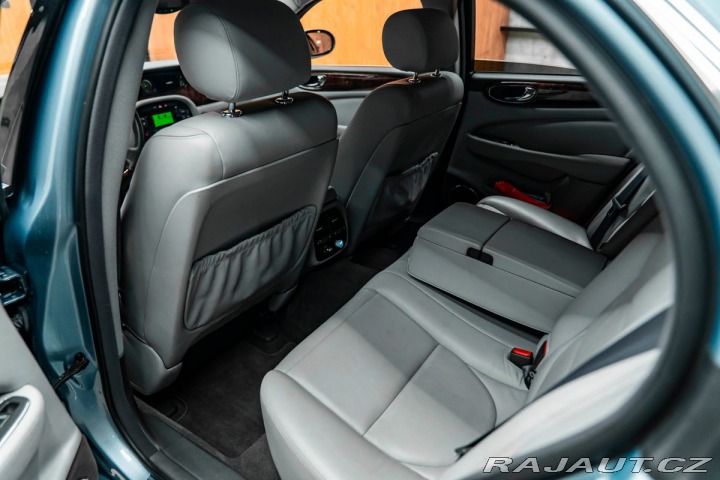 Jaguar XJ 2004