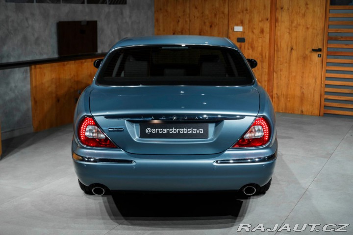 Jaguar XJ 2004
