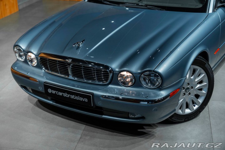 Jaguar XJ 2004