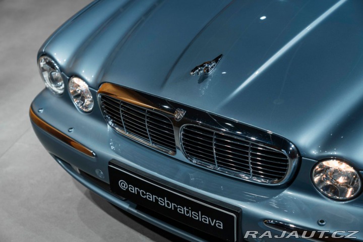 Jaguar XJ 2004