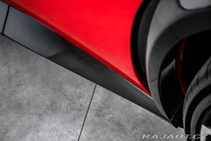 Ferrari Purosangue  1800