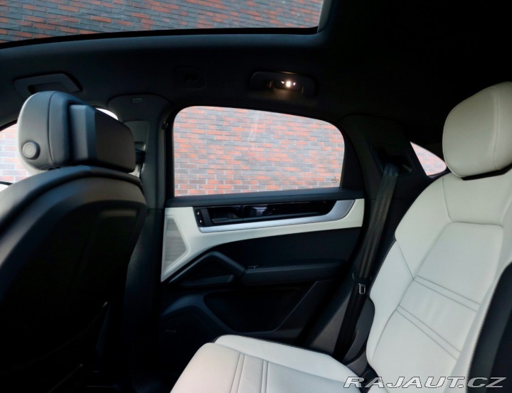 Porsche Cayenne Coupe E-Hybrid 3.0 V6 eH 2024