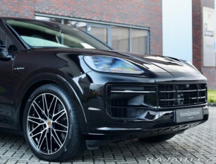 Porsche Cayenne Coupe E-Hybrid 3.0 V6 eH 2024