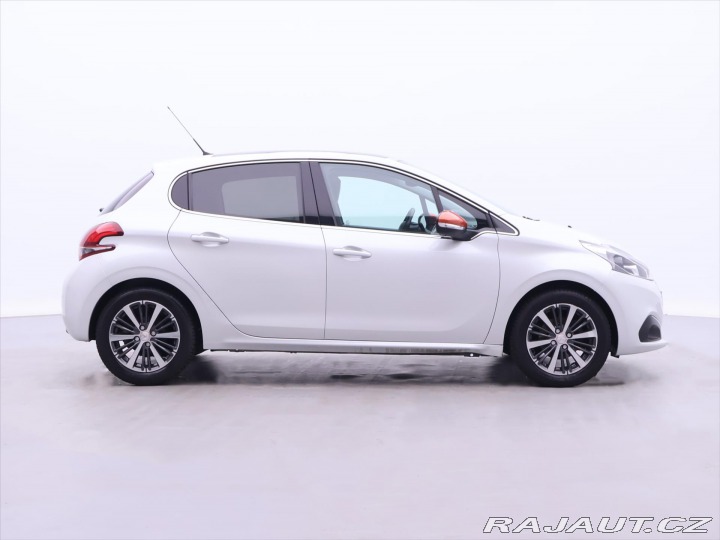 Peugeot 208 1,2 PT 81kW Roland Garros 2016