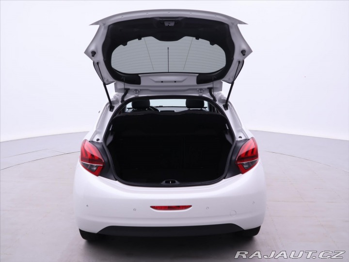 Peugeot 208 1,2 PT 81kW Roland Garros 2016