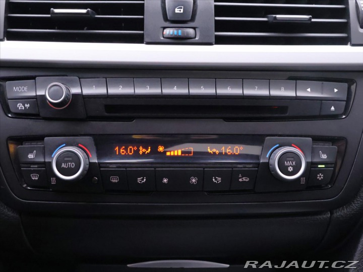 BMW 3 2,0 320d 120kW Aut. Xenon 2012
