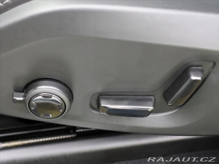 Volvo XC90 2,0 228kW T8 AWD Ultimate 2024