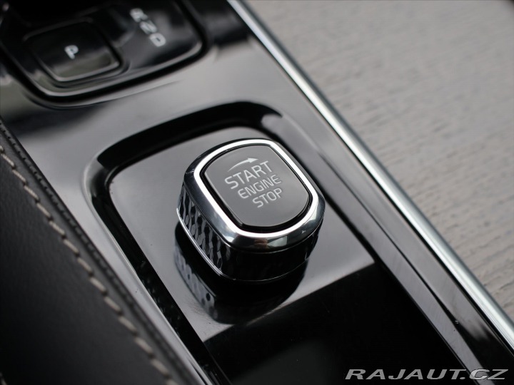 Volvo XC90 2,0 i 228 kW B6 AWD Ultim 2024