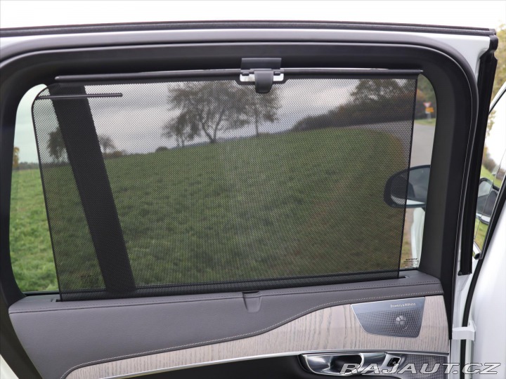 Volvo XC90 2,0 i 228 kW B6 AWD Ultim 2024