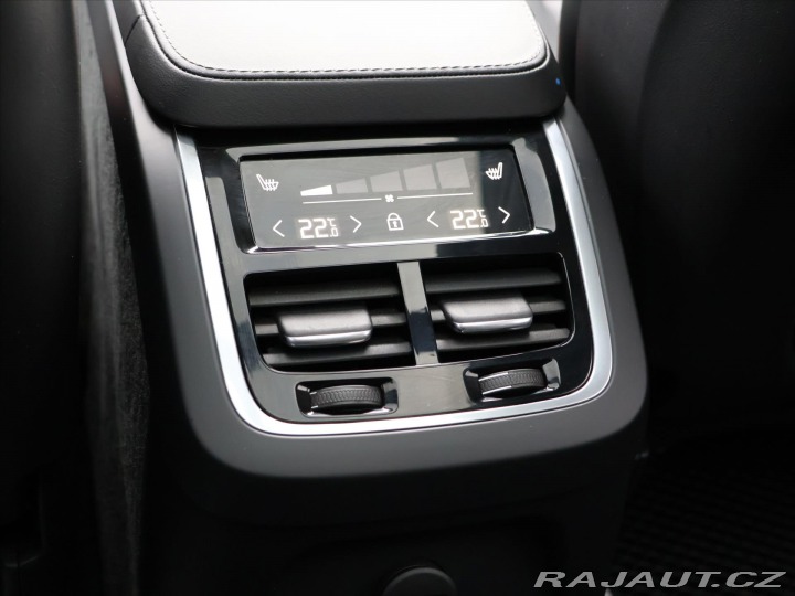 Volvo XC90 2,0 i 228 kW B6 AWD Ultim 2024