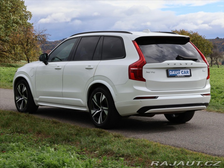 Volvo XC90 2,0 228kW T8 AWD Ultimate 2024