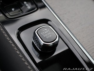 Volvo XC90 2,0 i 228 kW B6 AWD Ultim 2024