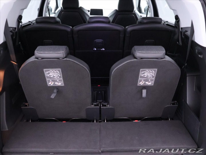 Peugeot 5008 1,2 PT 96kW Allure 7-Míst 2018