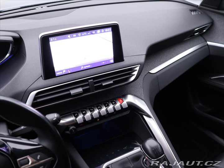 Peugeot 5008 1,2 PT 96kW Allure 7-Míst 2018