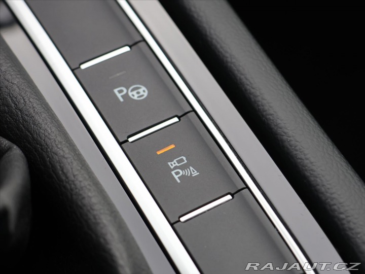 Volkswagen Arteon 2,0 TSI 206 kW R-line DSG 2022