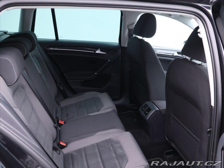Volkswagen Golf 2,0 TDI 110kW Tažné Serv. 2019