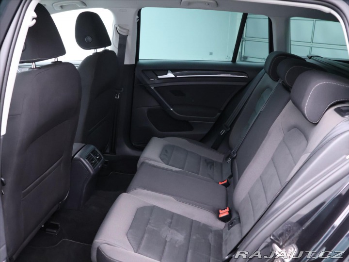 Volkswagen Golf 2,0 TDI 171kW Tažné Serv. 2019