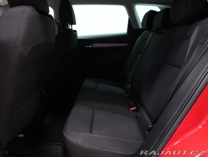 Škoda Karoq 1,5 TSI AMBITION+ ČR 1MAJ 2022