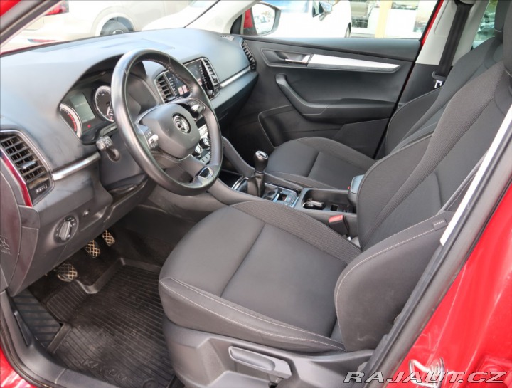 Škoda Karoq 1,5 TSI AMBITION+ ČR 1MAJ 2022