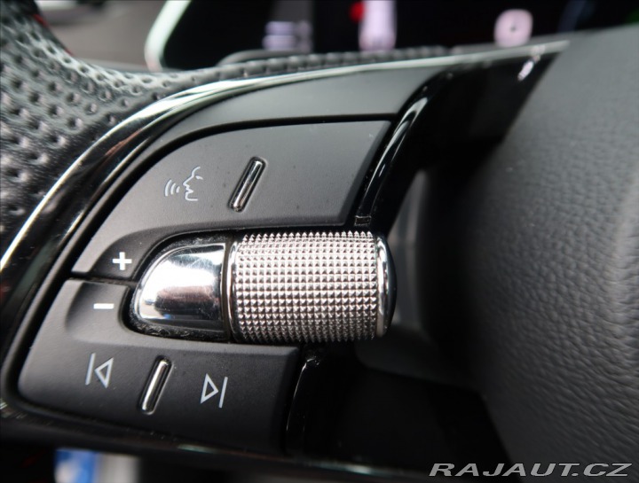 Škoda Octavia 2,0 RS DSG ČR 1 MAJITEL 2022