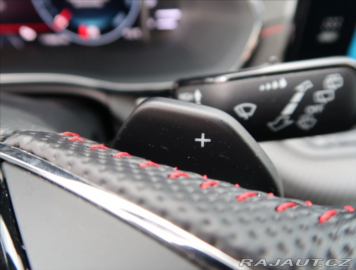 Škoda Octavia 2,0 RS DSG ČR 1 MAJITEL 2022