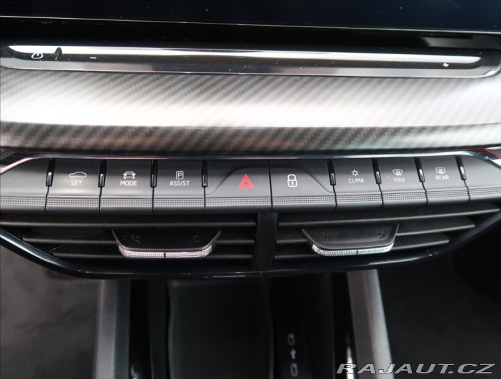 Škoda Octavia 2,0 RS DSG ČR 1 MAJITEL 2021