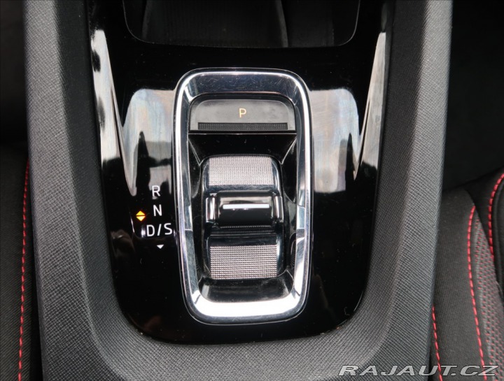 Škoda Octavia 2,0 RS DSG ČR 1 MAJITEL 2021