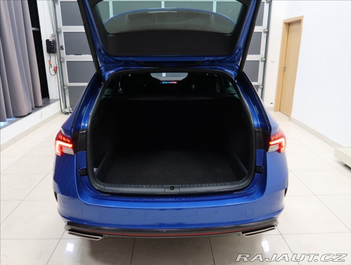 Škoda Octavia 2,0 RS DSG ČR 1 MAJITEL 2022