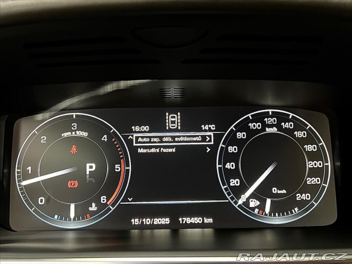 Land Rover Range Rover 4,4 SDV8 AUTOBIOGRAPHY, V 2014