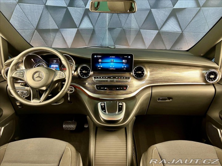 Mercedes-Benz V 300d AVANTGARDE XL, BURME 2021