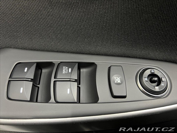 Hyundai i30 1,4 i 73 KW CVVT MANUAL, 2014