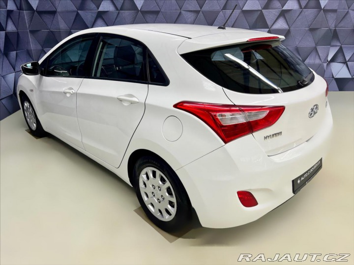 Hyundai i30 1,4 i 73 KW CVVT MANUAL, 2014