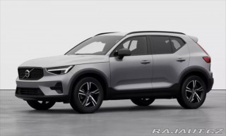 Volvo XC40 2,0   Plus B3 2025