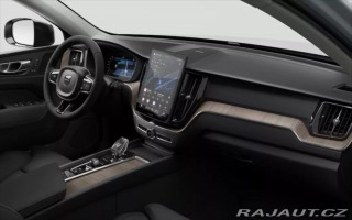 Volvo XC60 2,0 B5  Plus Dark 2025
