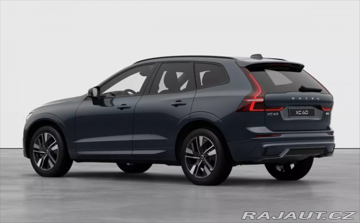 Volvo XC60 2,0 B5  Plus Dark 2025