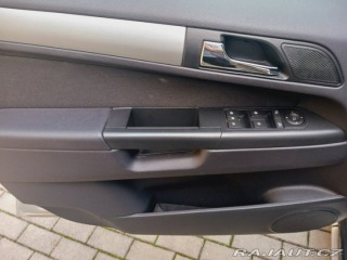 Opel Zafira 1,6   I 2011