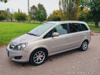 Opel Zafira 1,6   I 2011