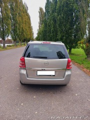 Opel Zafira 1,6   I 2011