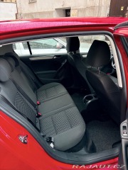 Volkswagen Golf 1,2   6 2011