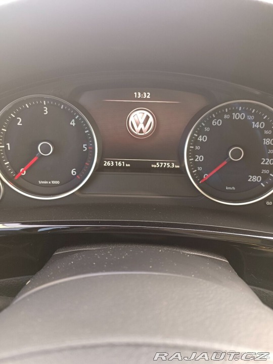 Volkswagen Touareg 3,0   TDI 2010